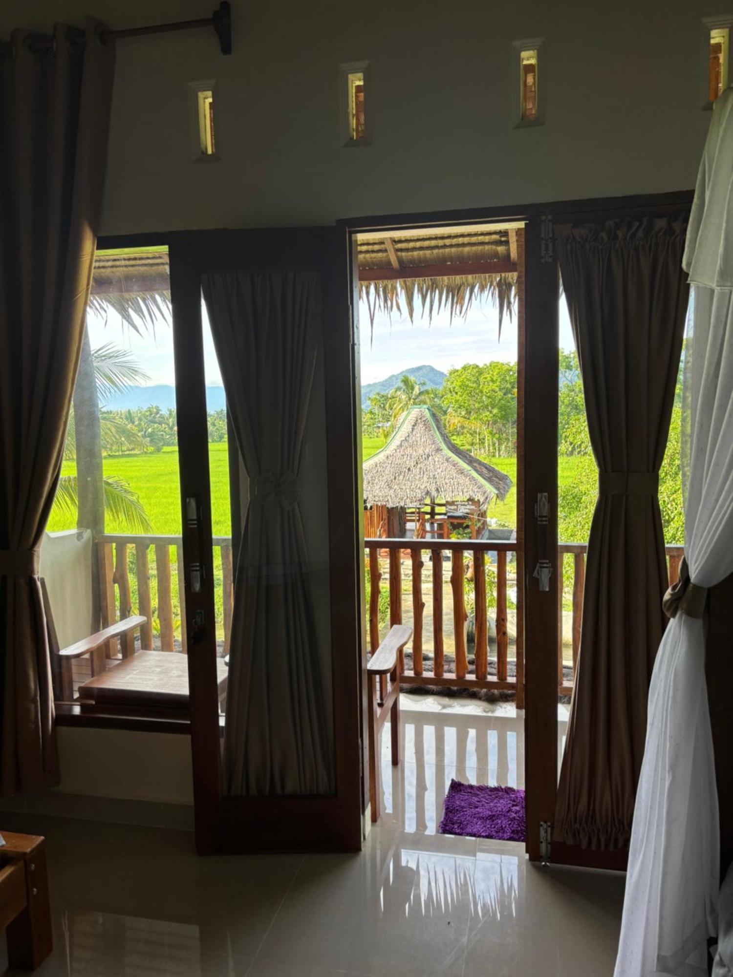 Sumatra Expedition Lodge ブキットラワン エクステリア 写真